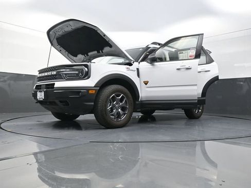 Used 2023 Ford Bronco Sport Badlands w/ Premium Package AWD/4WD image 32