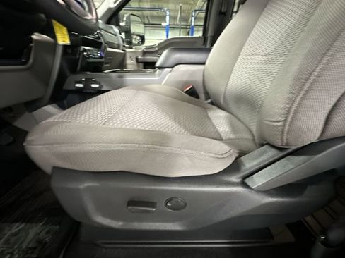 Used 2022 Ford F250 XLT w/ XLT Premium Package image 18