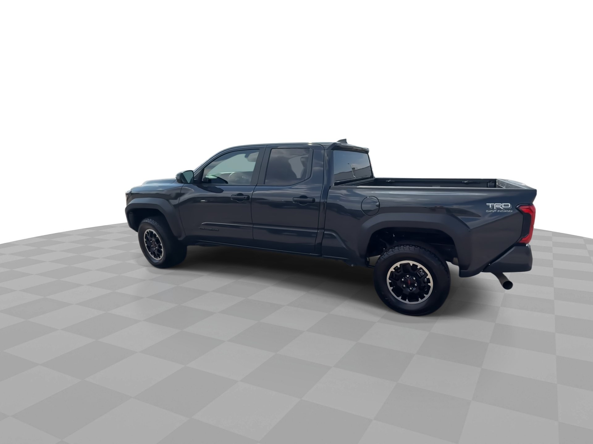Used 2024 Toyota Tacoma TRD Off-Road AWD/4WD image 5