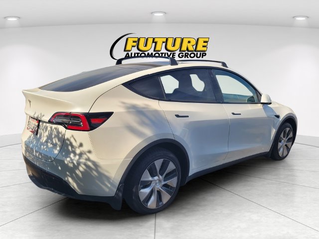 Used 2020 Tesla Model Y Long Range AWD/4WD image 3