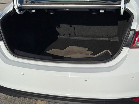 Used 2024 Chevrolet Malibu LT image 6