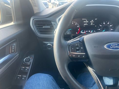 Used 2021 Ford Escape SE w/ Convenience Package image 12