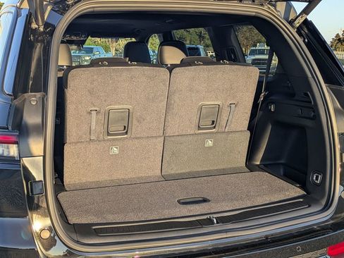 New 2025 Jeep Grand Cherokee L Altitude image 31