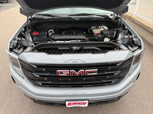 Used 2024 GMC Sierra 1500 Elevation image 21