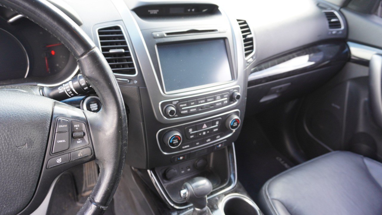 Used 2015 Kia Sorento EX w/ EX V6 Touring Package FWD image 13