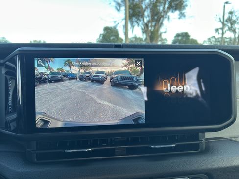 New 2026 Jeep Gladiator Sport image 31