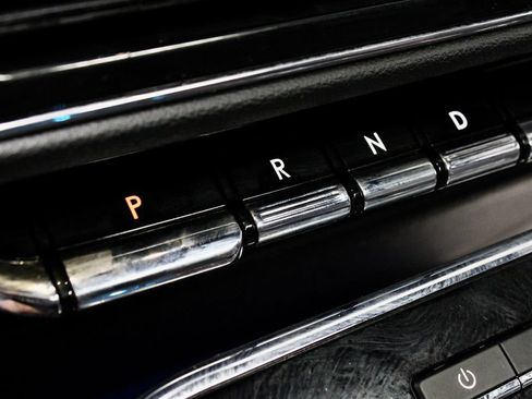 Used 2023 Lincoln Navigator L Reserve AWD/4WD image 32