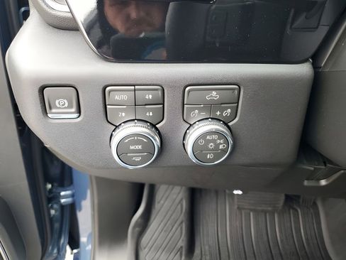 New 2026 GMC Sierra 1500 Elevation AWD/4WD image 38
