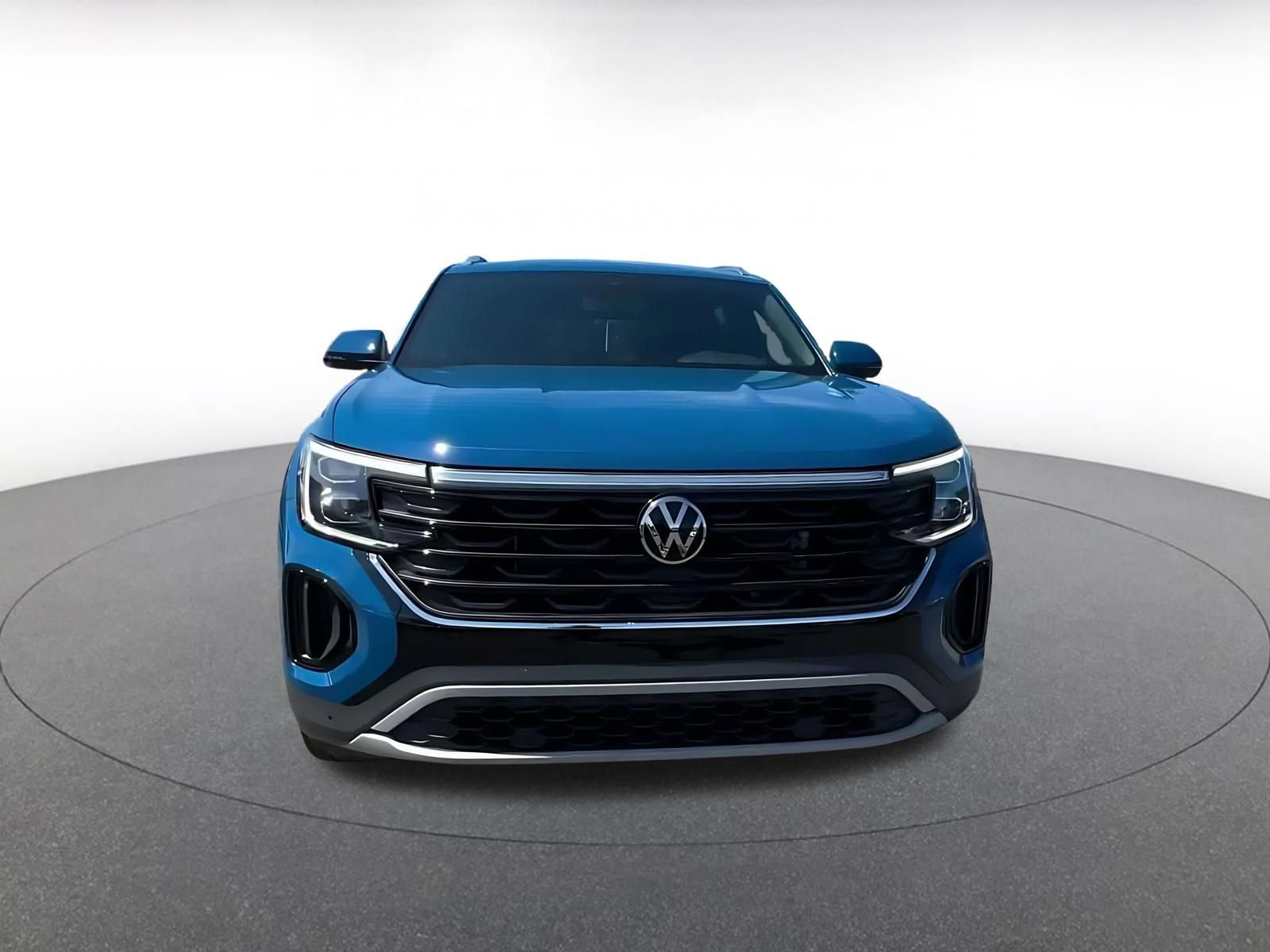Used 2026 Volkswagen Atlas Cross Sport SE FWD image 4