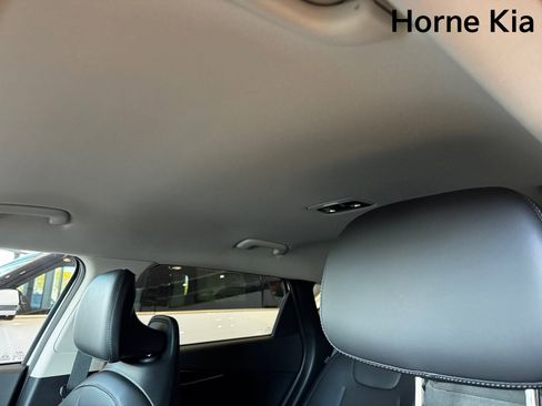 New 2025 Kia EV6 Wind image 17