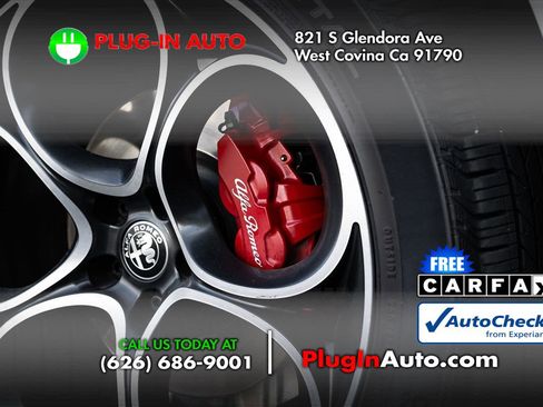 Used 2022 Alfa Romeo Stelvio Veloce image 3