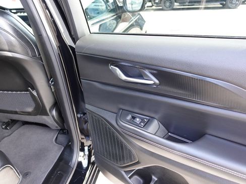 Used 2024 Jeep Grand Cherokee Altitude AWD/4WD image 29