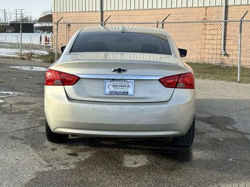 Used 2014 Chevrolet Impala LT w/ Convenience Package image 6