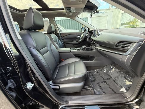 Used 2023 Nissan Rogue SV w/ SV Premium B Package AWD/4WD image 26