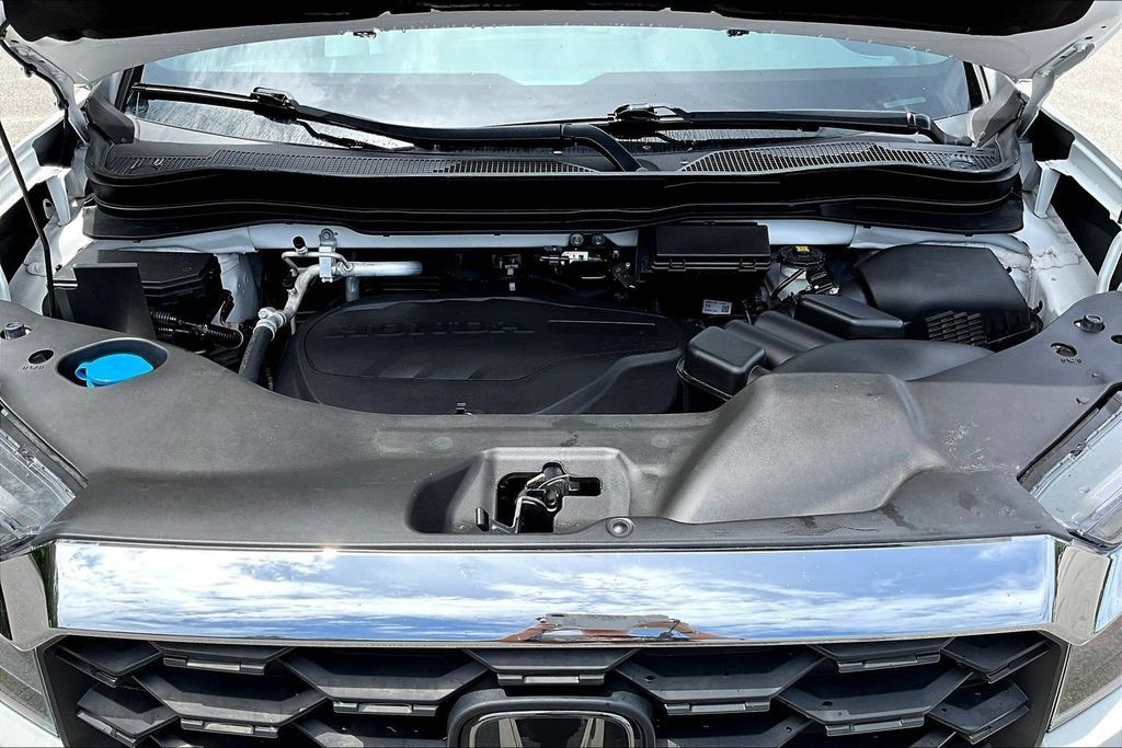 Used 2023 Honda Passport EX-L image 32