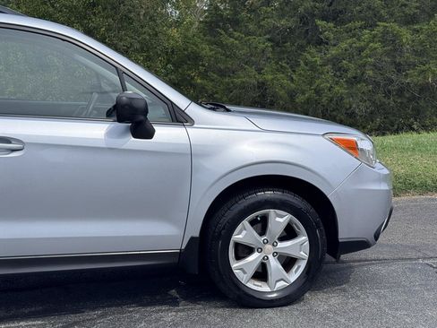 Used 2016 Subaru Forester 2.5i w/ Alloy Wheel Package AWD/4WD image 15