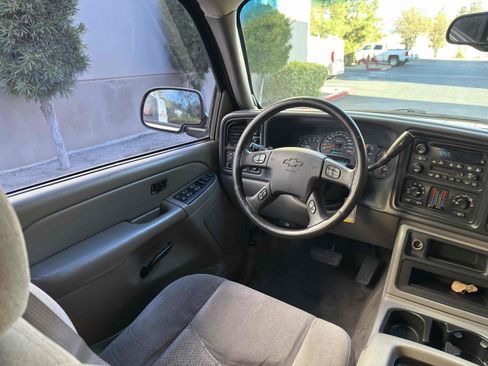 Used 2005 Chevrolet Tahoe LS w/ Preferred Equipment Group image 24