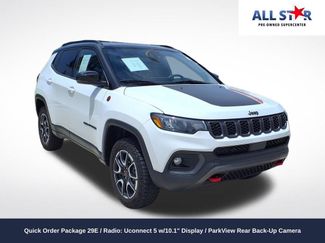 Used 2025 Jeep Compass Trailhawk AWD/4WD 360° Tour