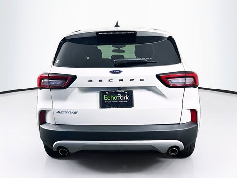 Used 2023 Ford Escape Active FWD image 7