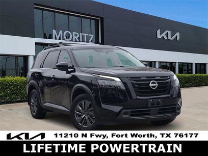 Used 2024 Nissan Pathfinder SV w/ SV Premium Package