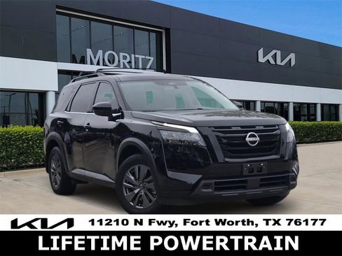 Used 2024 Nissan Pathfinder SV w/ SV Premium Package image 1