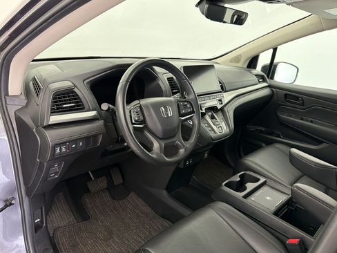 Used 2025 Honda Odyssey EX-L image 4