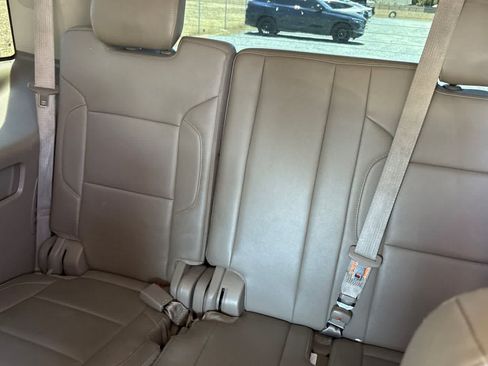 Used 2016 Chevrolet Tahoe LT RWD image 17