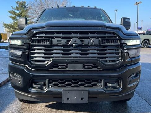 New 2026 RAM 3500 Big Horn AWD/4WD image 4