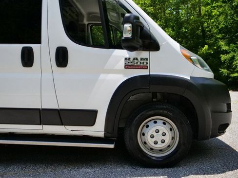 Used 2019 RAM ProMaster 2500 FWD image 26