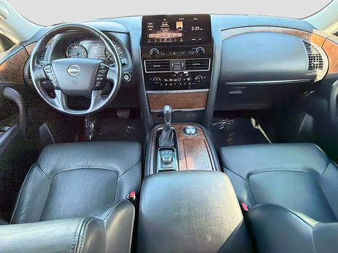 Used 2023 Nissan Armada SL w/ Captain's Chairs Package image 15