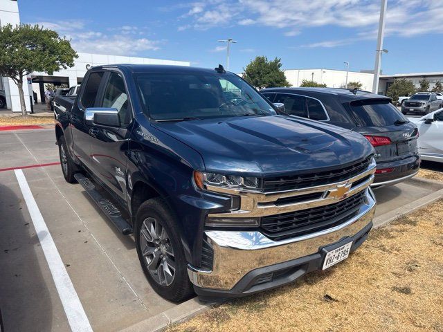 Used 2019 Chevrolet Silverado 1500 LT w/ Texas Edition RWD image 3