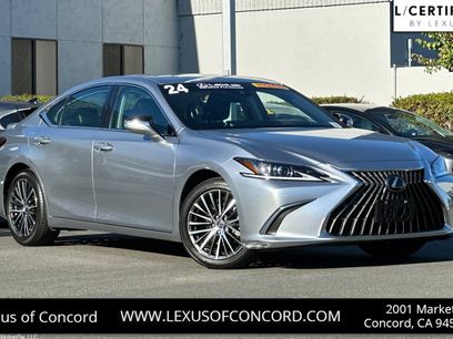 Certified 2024 Lexus ES 300h w/ Premium Package
