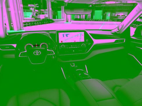 New 2026 Toyota Highlander Limited AWD/4WD image 19