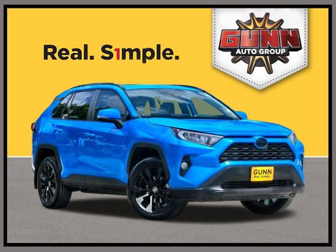 Used 2021 Toyota RAV4 XLE Premium FWD image 1