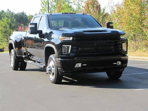 Used 2020 Chevrolet Silverado 3500 High Country image 8