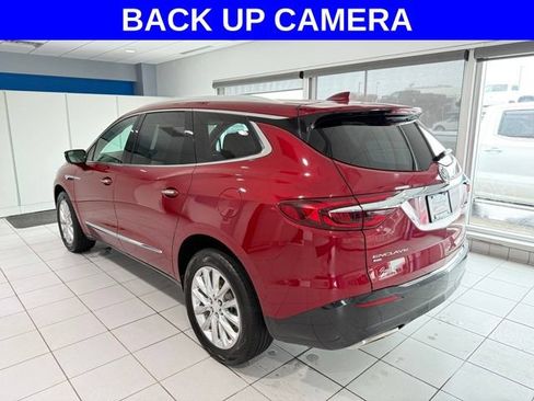 Used 2021 Buick Enclave Premium w/ Surround and Sites Package AWD/4WD image 3