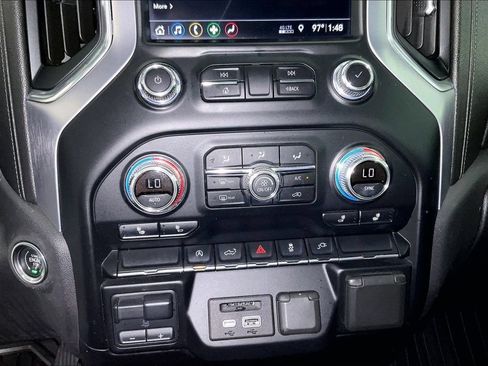 Used 2019 GMC Sierra 1500 SLT AWD/4WD image 29