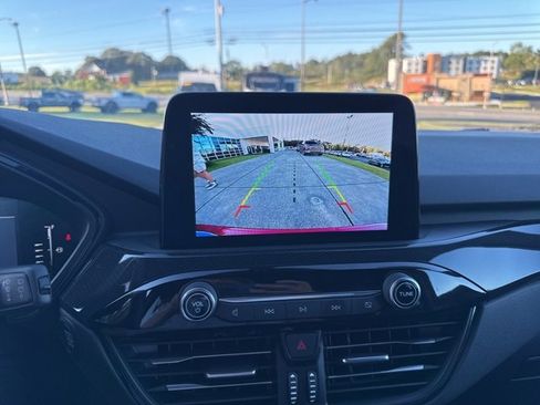 Used 2023 Ford Escape ST-Line image 16