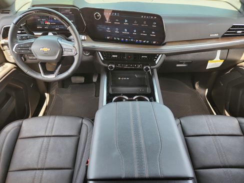 New 2026 Chevrolet Suburban High Country AWD/4WD image 19