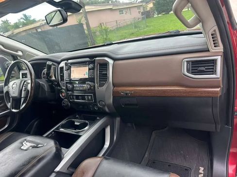 Used 2018 Nissan Titan Platinum Reserve w/ Platinum Utility Package AWD/4WD image 15