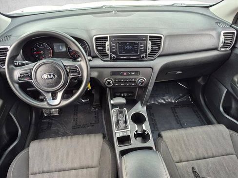 Used 2019 Kia Sportage LX FWD image 19