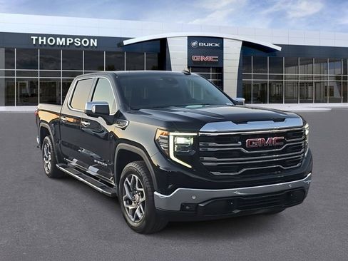 Used 2022 GMC Sierra 1500 SLT w/ SLT Premium Plus Package image 1