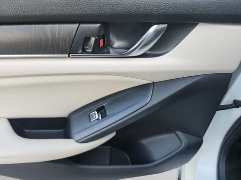 Used 2021 Honda Accord EX-L image 21