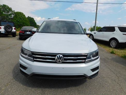 Used 2019 Volkswagen Tiguan SE AWD/4WD image 5