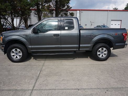 Used 2020 Ford F150 XLT image 16