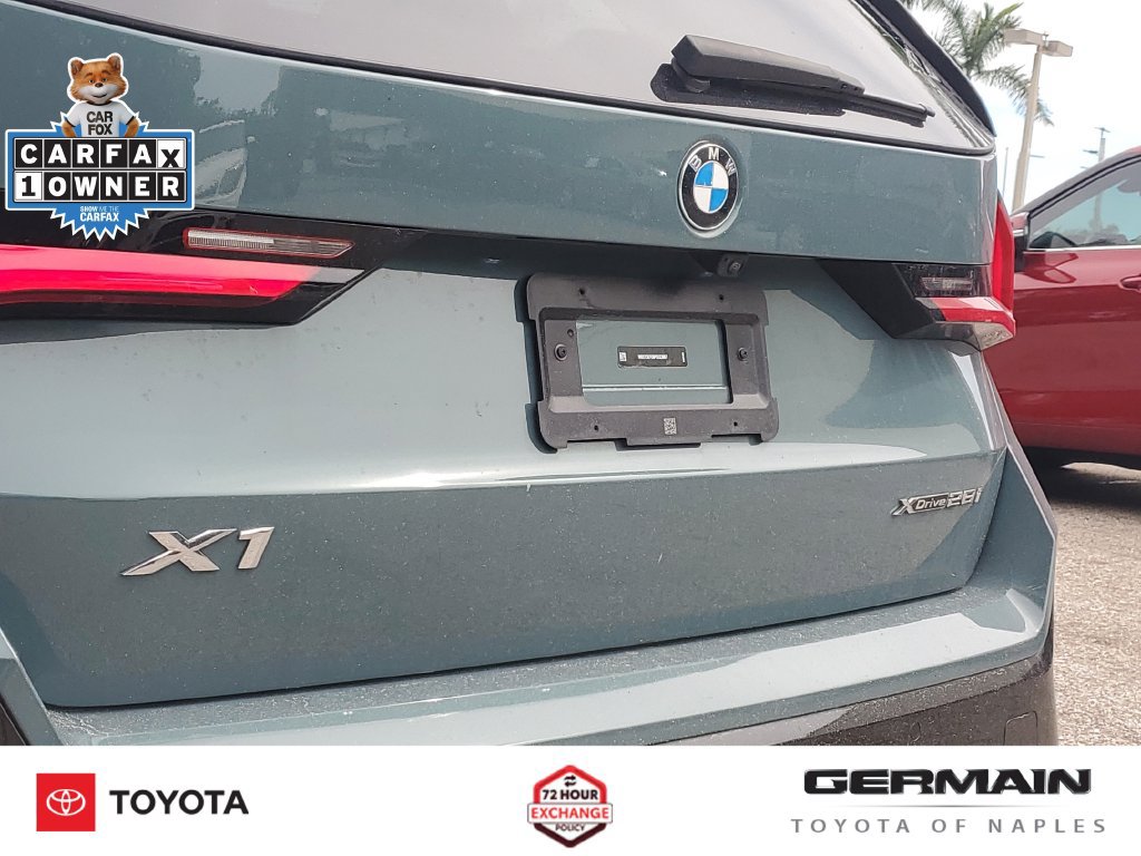 Used 2023 BMW X1 xDrive28i w/ M Sport Package AWD/4WD image 18