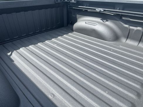 Used 2020 RAM 1500 Laramie AWD/4WD image 24