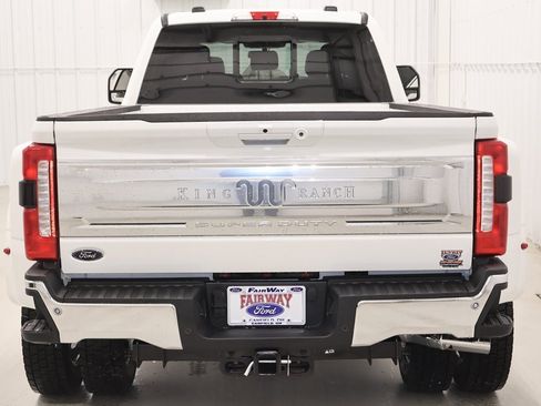 New 2026 Ford F450 King Ranch w/ Chrome Package image 7