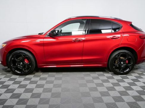 Used 2023 Alfa Romeo Stelvio Veloce image 27