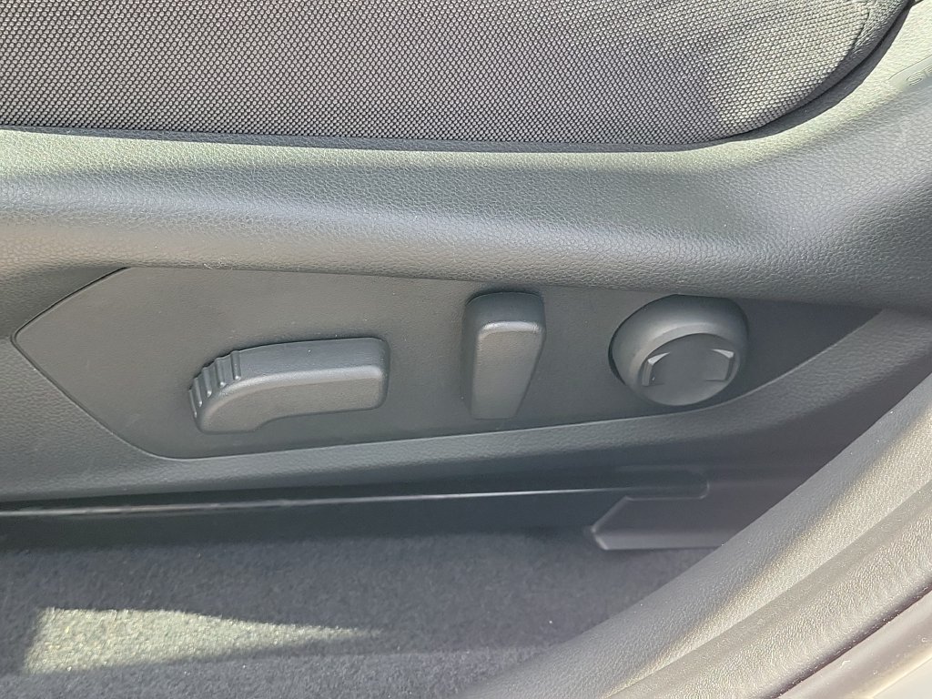 Certified 2024 Subaru Crosstrek 2.0i Premium AWD/4WD image 19